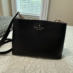 Kate Spade Black Crossbody Bag Elegant Design